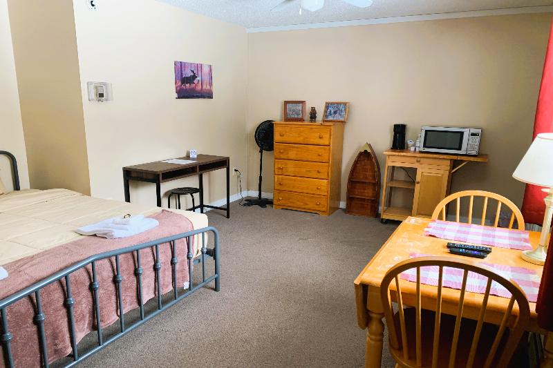 Love Hotels St John River by OYO at Fort Kent ME image