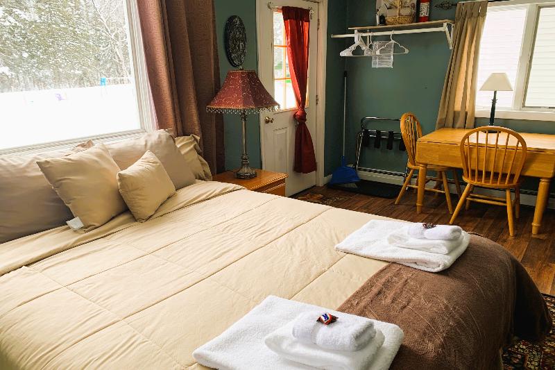 Love Hotels St John River by OYO at Fort Kent ME image 3