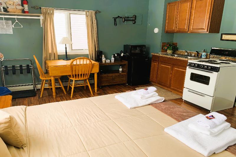 Love Hotels St John River by OYO at Fort Kent ME image 4