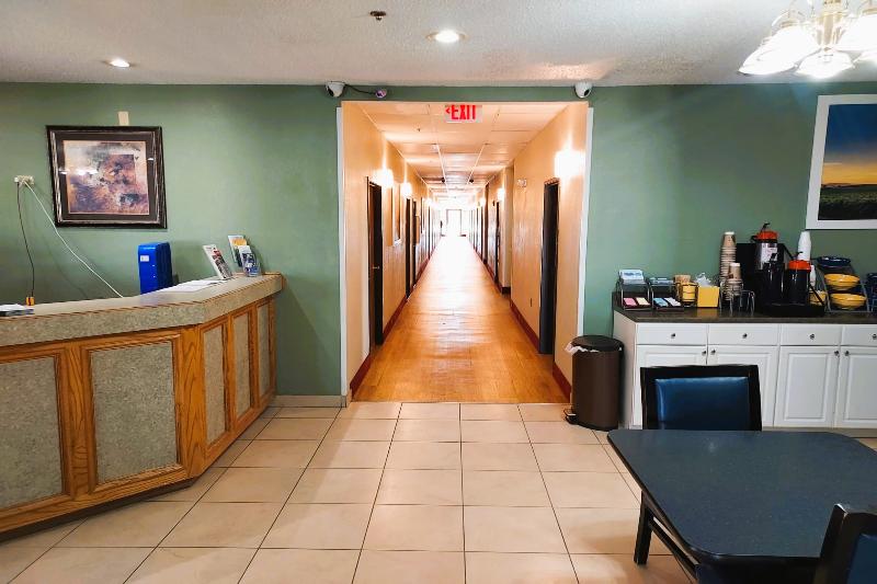 McPherson Inn, I-135