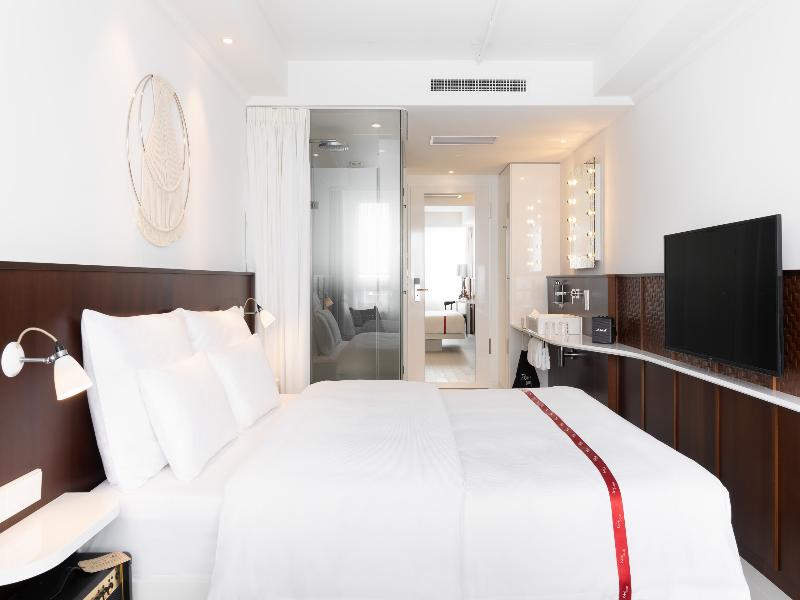 Ruby Claire Hotel Geneva by IHG image