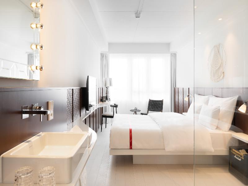 Ruby Claire Hotel Geneva by IHG image