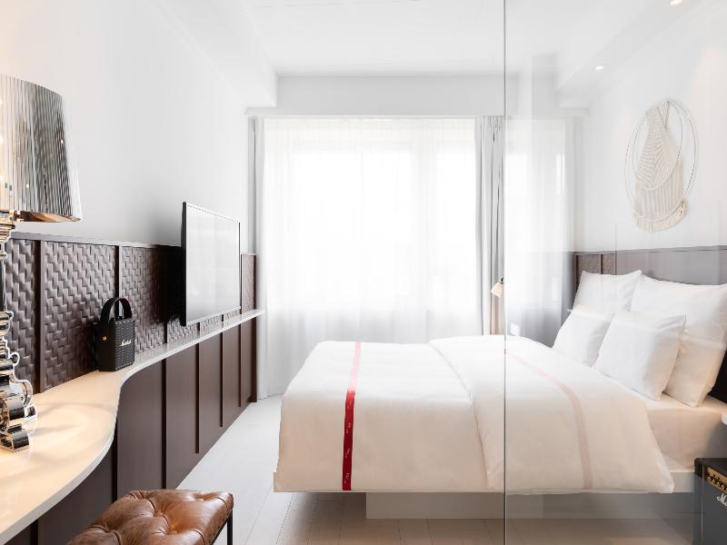 Ruby Claire Hotel Geneva by IHG image