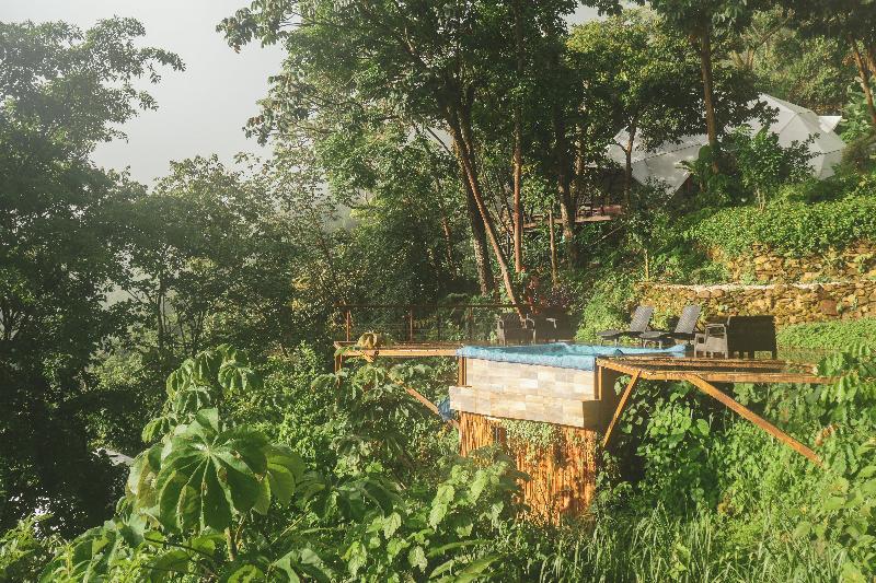 TREKKER GLAMPING image