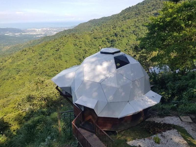TREKKER GLAMPING image