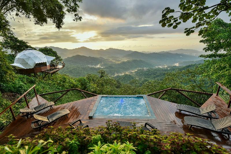 TREKKER GLAMPING image