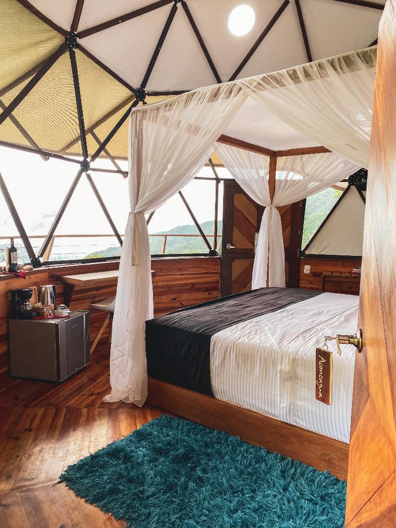 TREKKER GLAMPING image