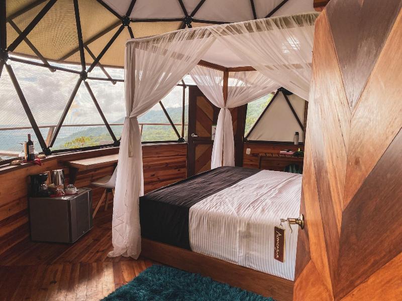 TREKKER GLAMPING image
