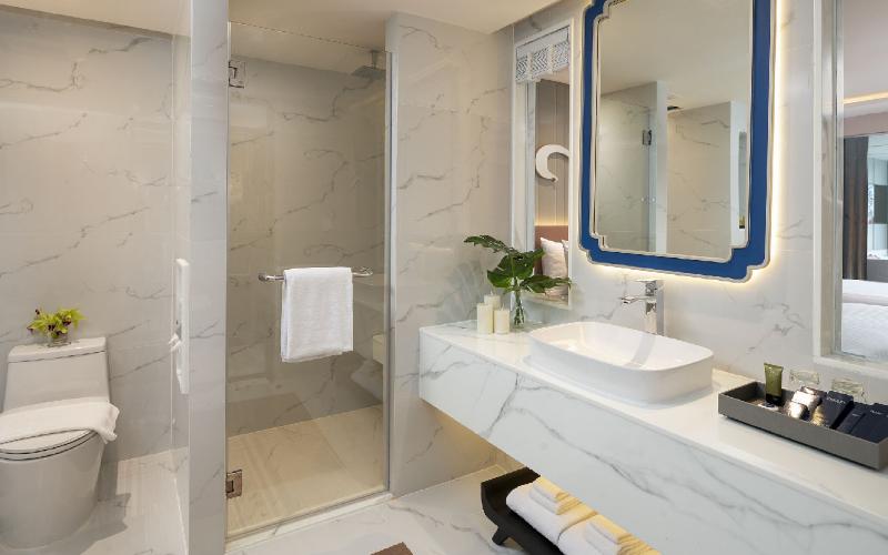Valia Bangkok Sukhumvit 24 By Kingston Hotels image