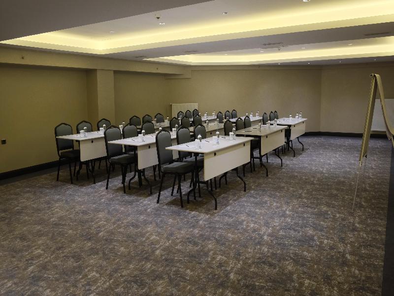 Nova Vista Deluxe & Suites Eskisehir image