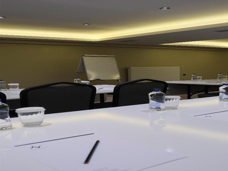 Nova Vista Deluxe & Suites Eskisehir image