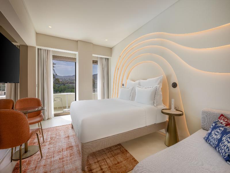 Isla Brown Corinthia Resort & Spa, Curio Collect image