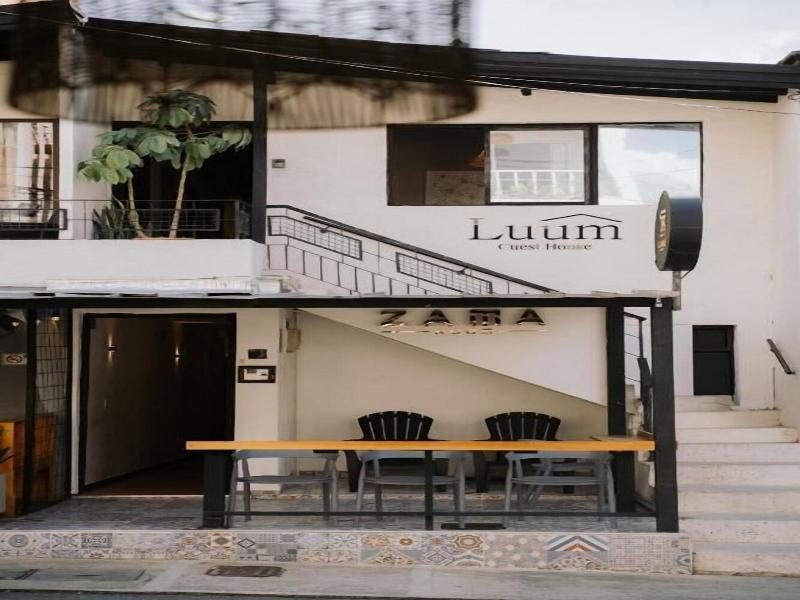 luum guest house image