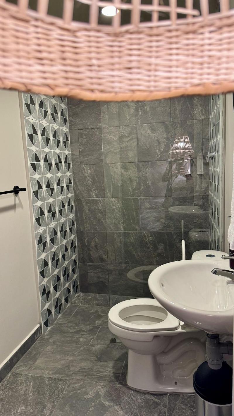 luum guest house image