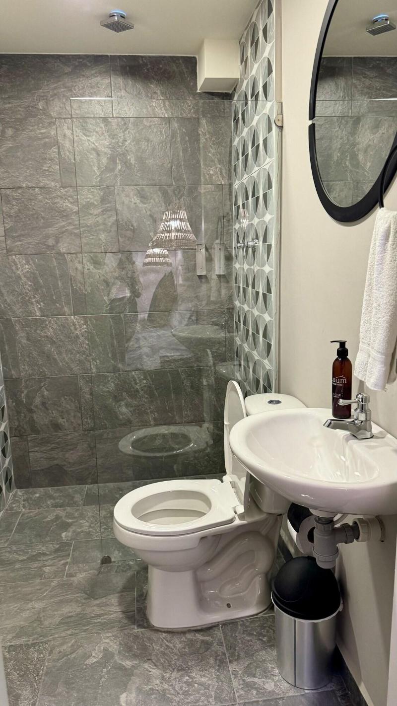 luum guest house image