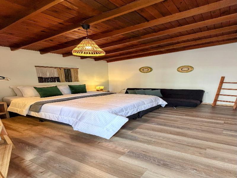 luum guest house image