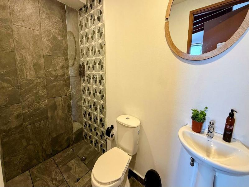 luum guest house image