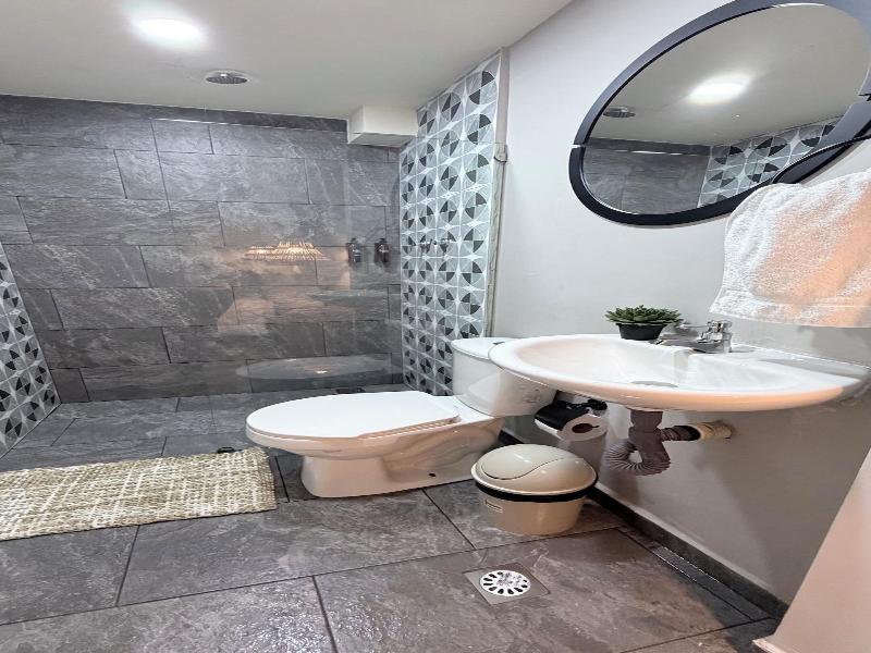 luum guest house image