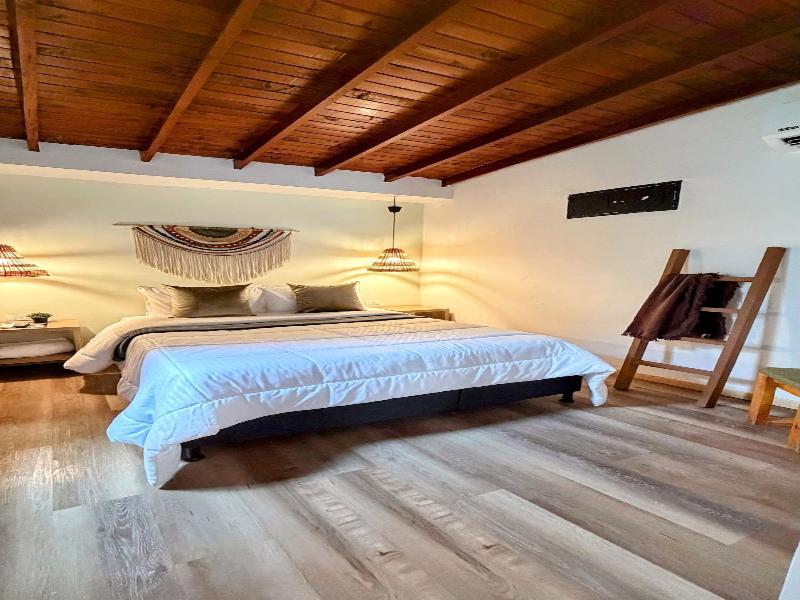 luum guest house image