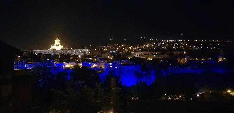 Sunny Tiflis 3