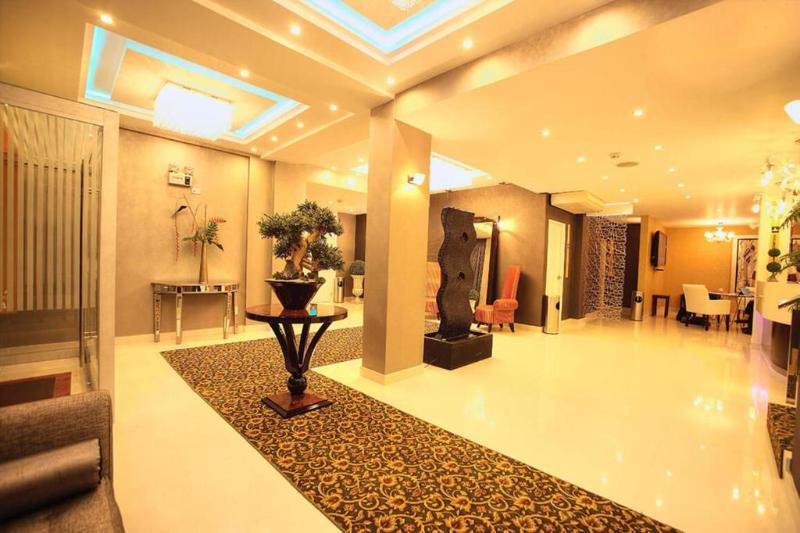 Hotel Limaq image