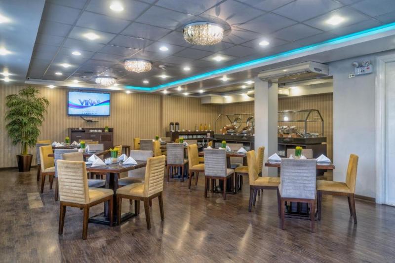Hotel Limaq image