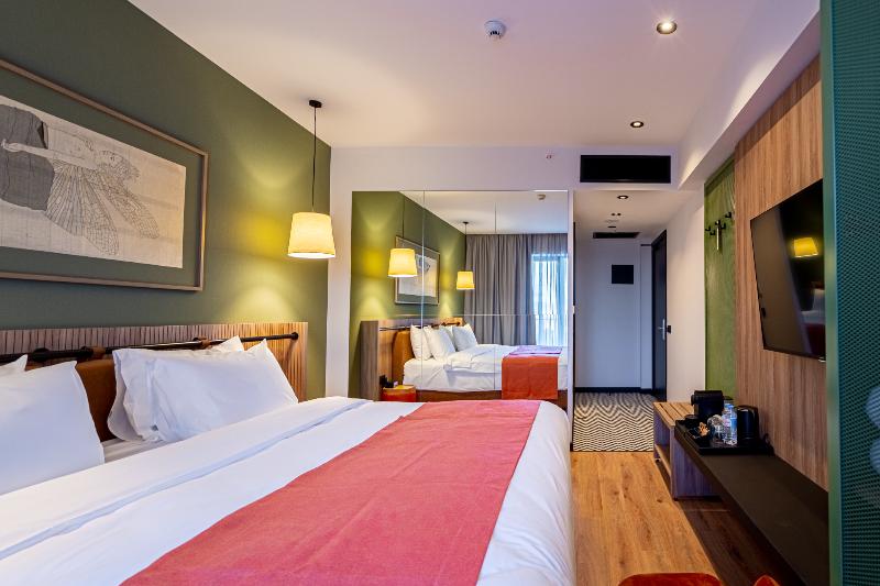 Hotel 21 image