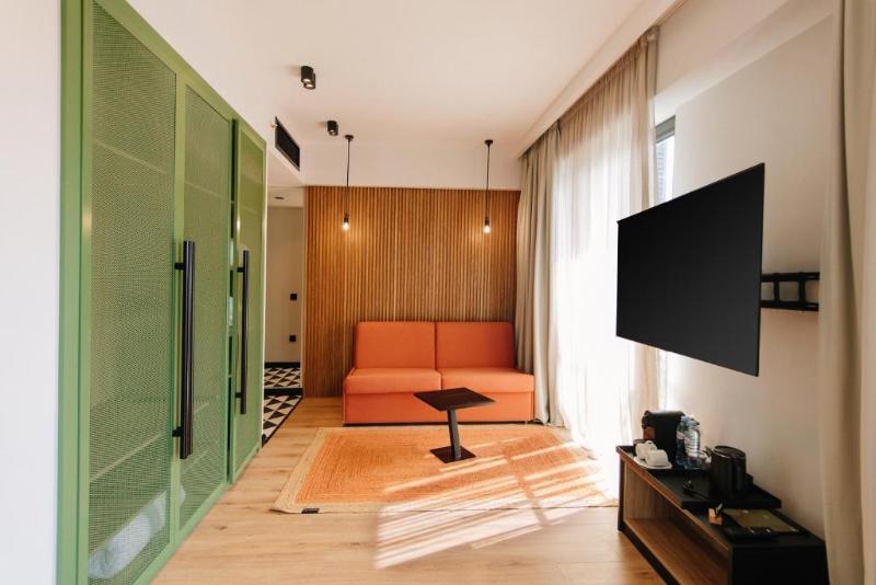 Hotel 21 image