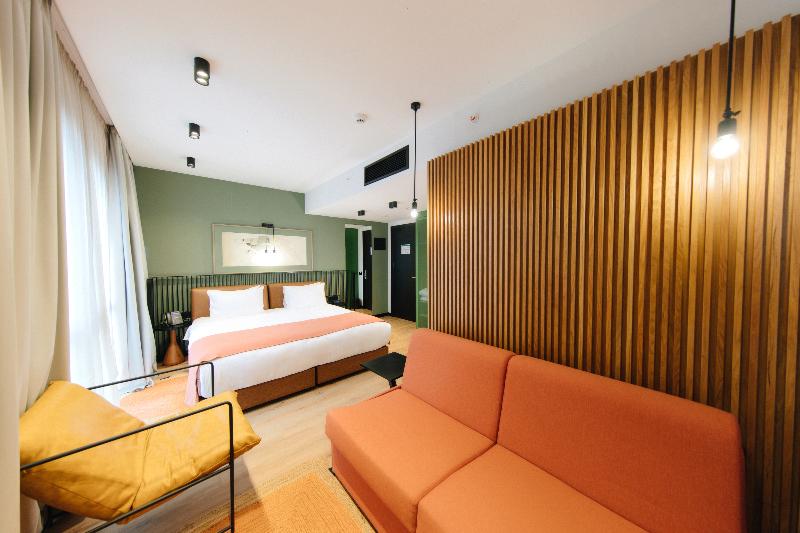 Hotel 21 image