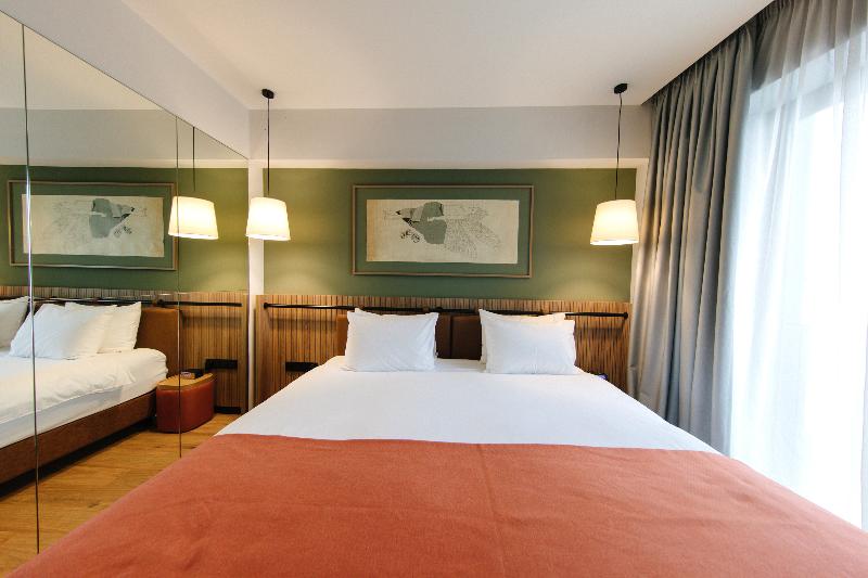 Hotel 21 image