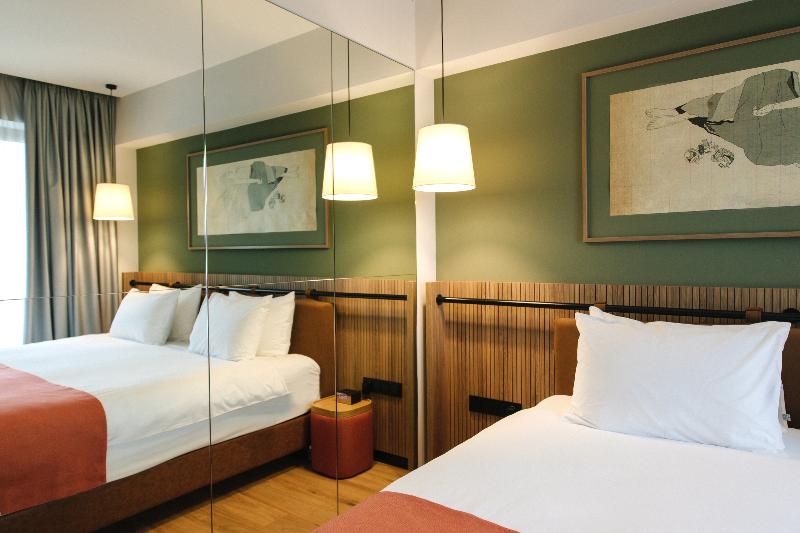 Hotel 21 image