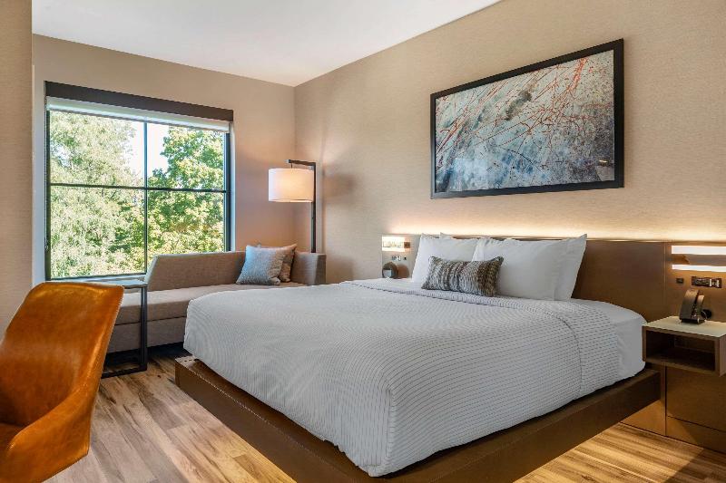 Cambria Hotel New Haven University Area image