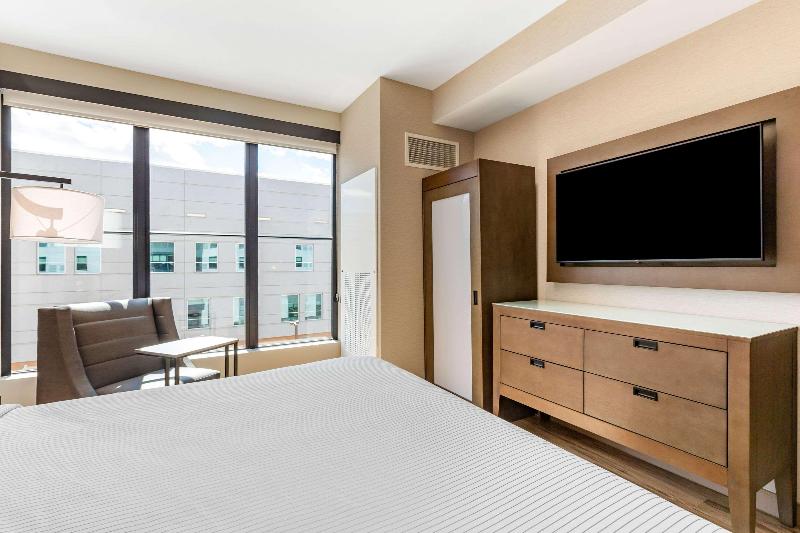 Cambria Hotel New Haven University Area image