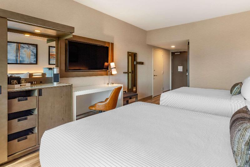Cambria Hotel New Haven University Area image