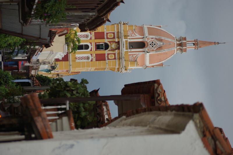 Moet Casa Heredia image