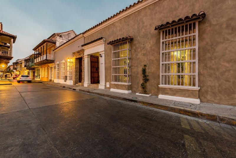 Moet Casa Heredia image
