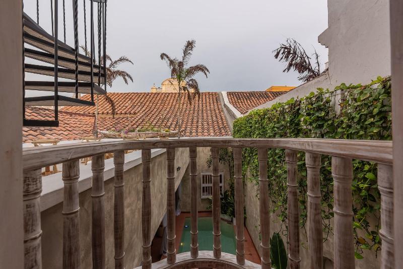 Moet Casa Heredia image