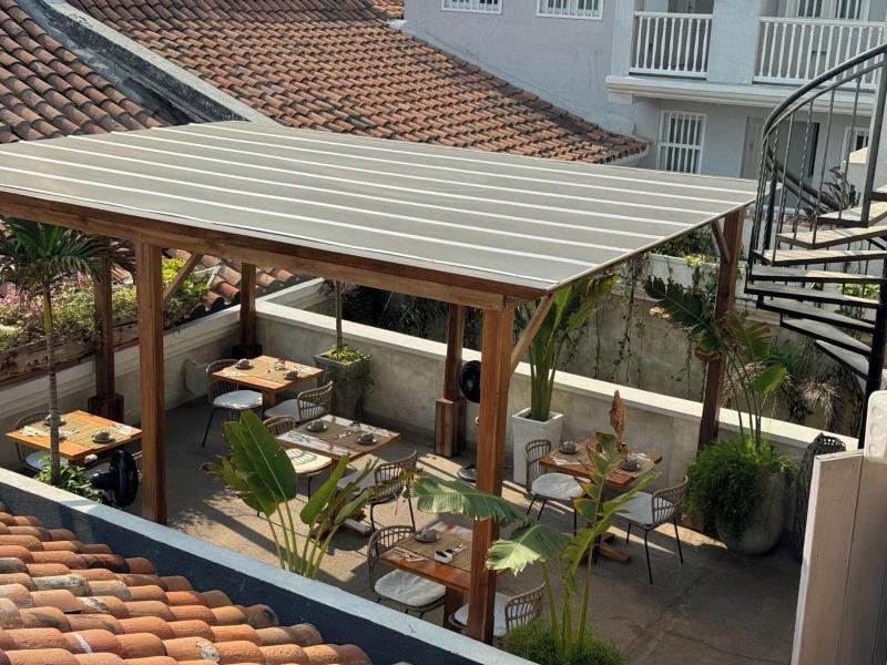 Moet Casa Heredia image