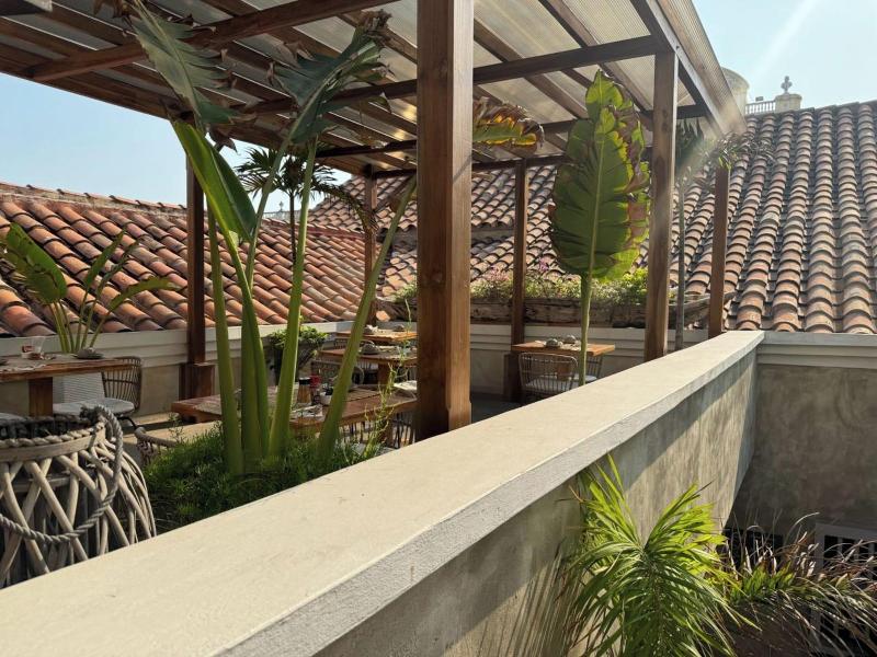 Moet Casa Heredia image