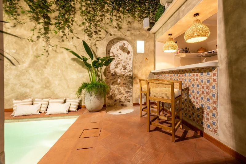 Moet Casa Heredia image