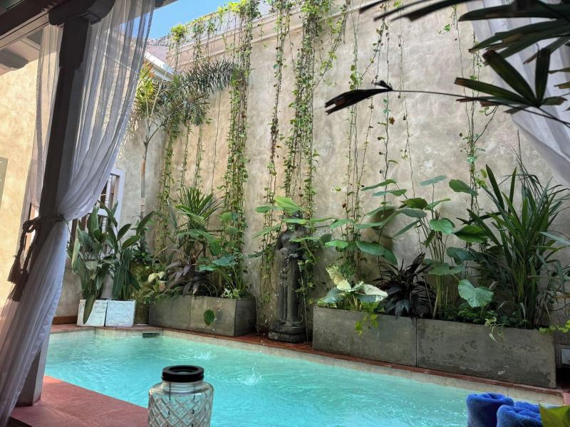 Moet Casa Heredia image