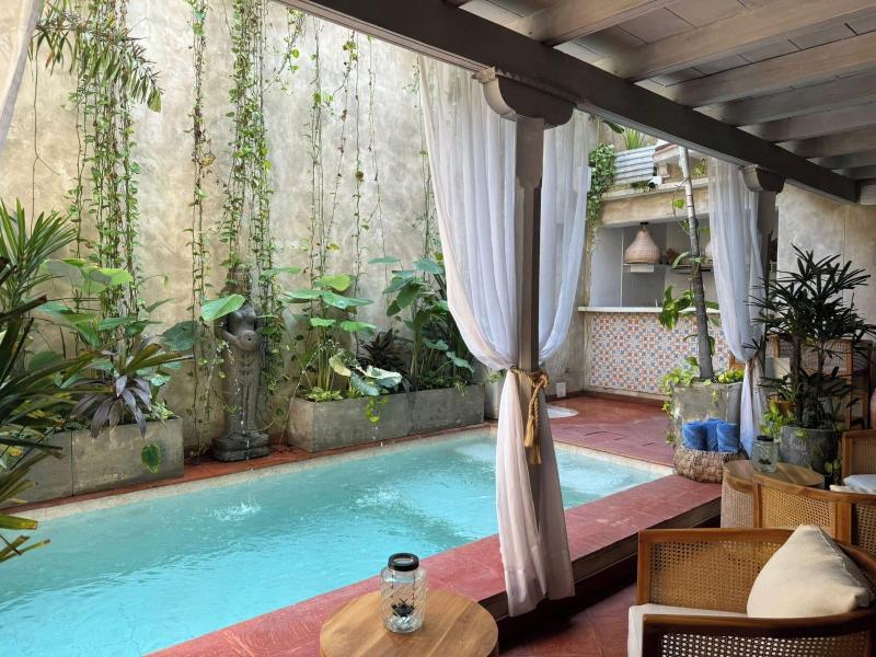 Moet Casa Heredia image