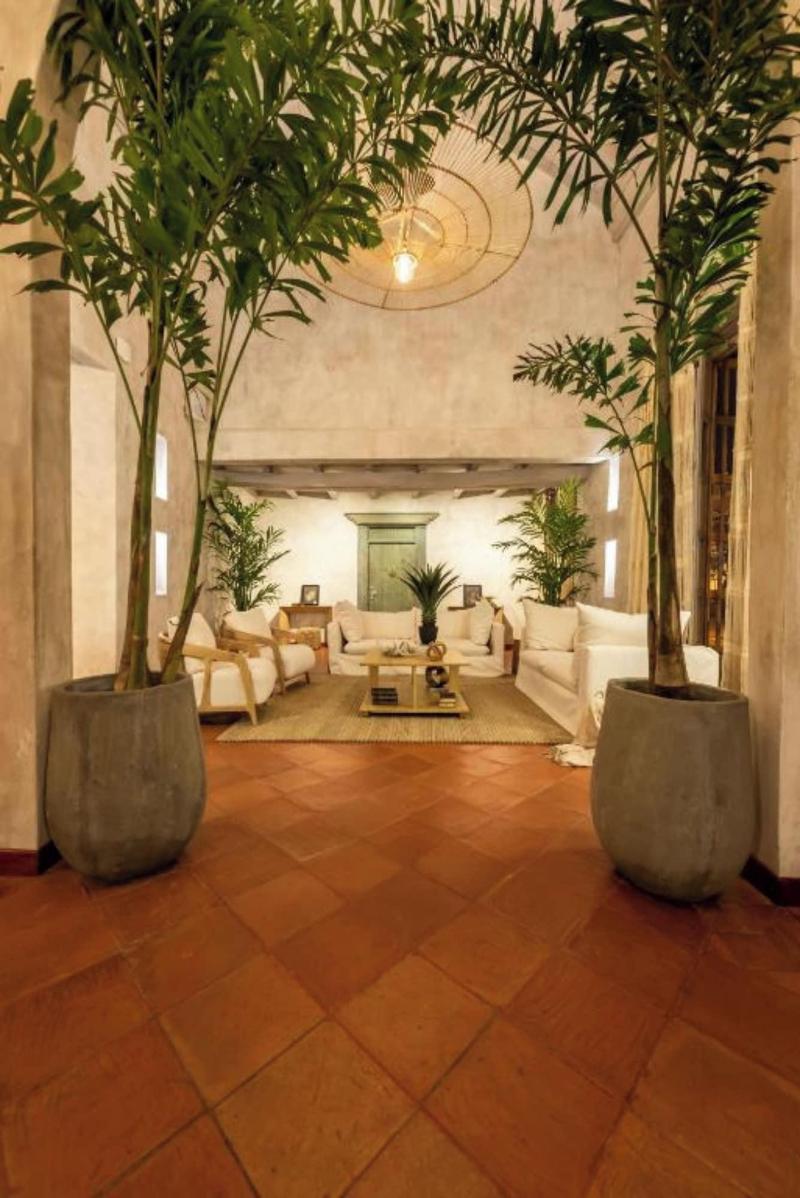 Moet Casa Heredia image