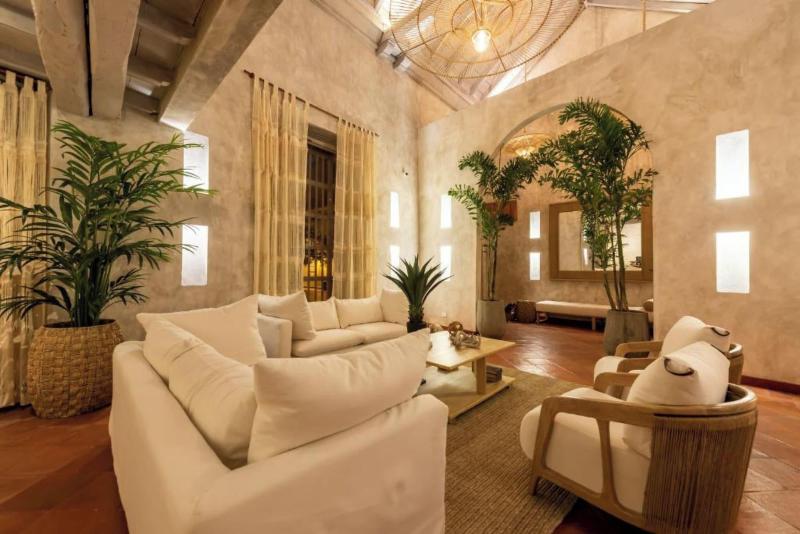 Moet Casa Heredia image