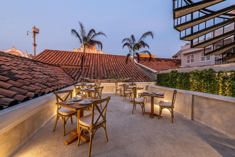 Moet Casa Heredia image