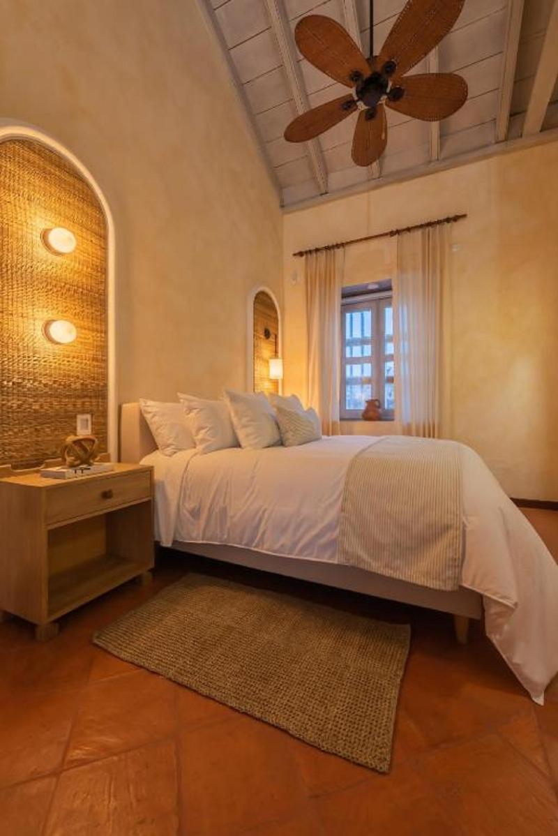 Moet Casa Heredia image