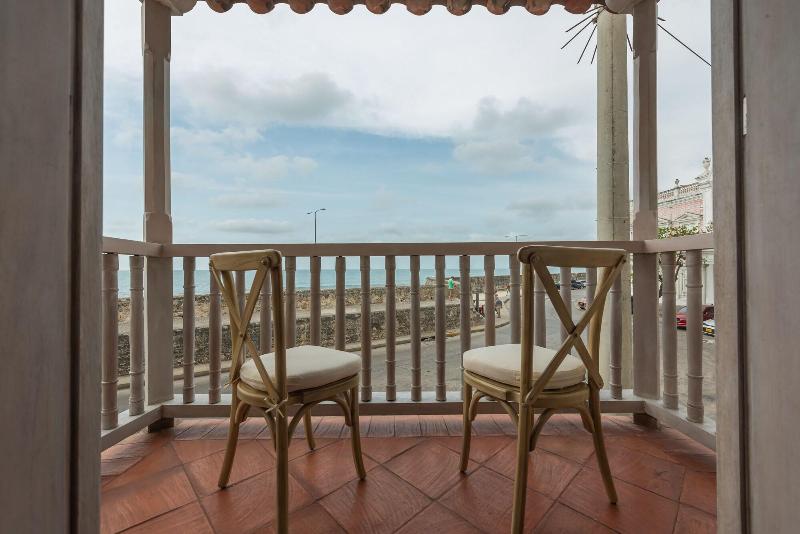 Moet Casa Heredia image