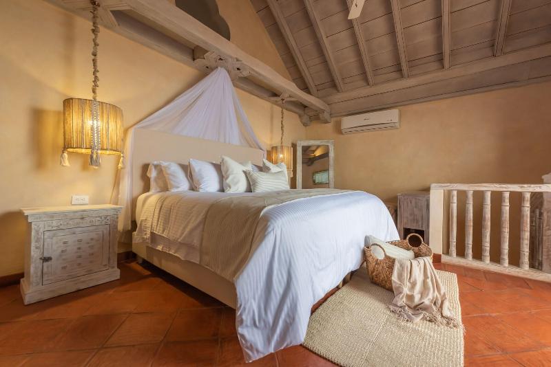 Moet Casa Heredia image