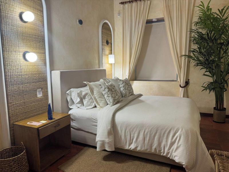 Moet Casa Heredia image