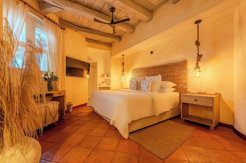 Moet Casa Heredia image
